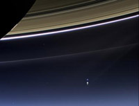 NASA представи получено от апарата Cassini изображение, на което е