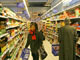 Опразниха магазините във Великобритания - сложиха лимити