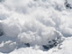 Лавина уби 8 спасители, а 20 човека са погребани под снега